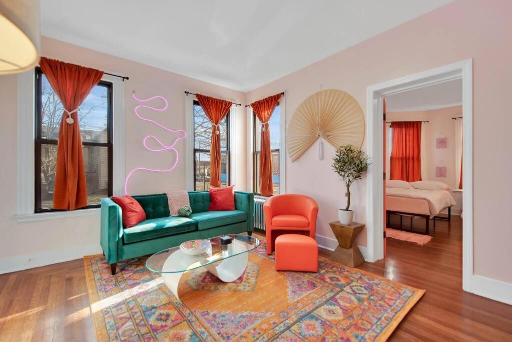 Peachy Paradise In East Rock Near Dt/Yale 뉴헤이번 외부 사진